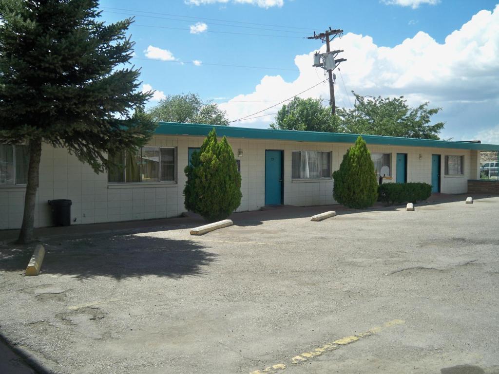 Desert Skies Motel Gallup Exterior photo