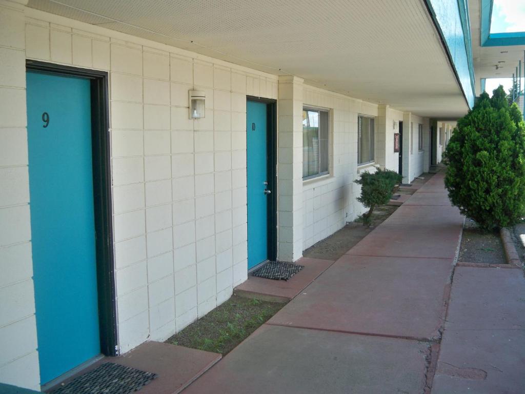 Desert Skies Motel Gallup Exterior photo