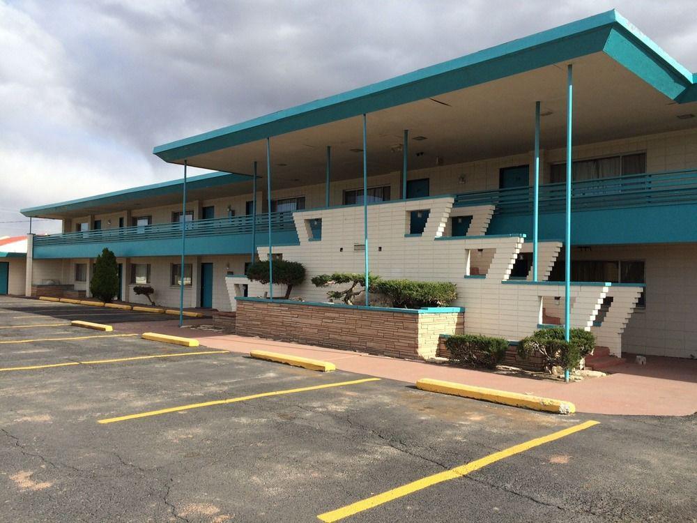 Desert Skies Motel Gallup Exterior photo